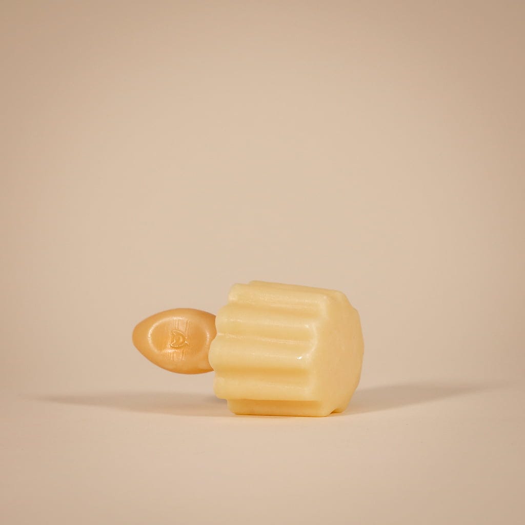 YUKIES  Tummy Massage Stick, 20 g