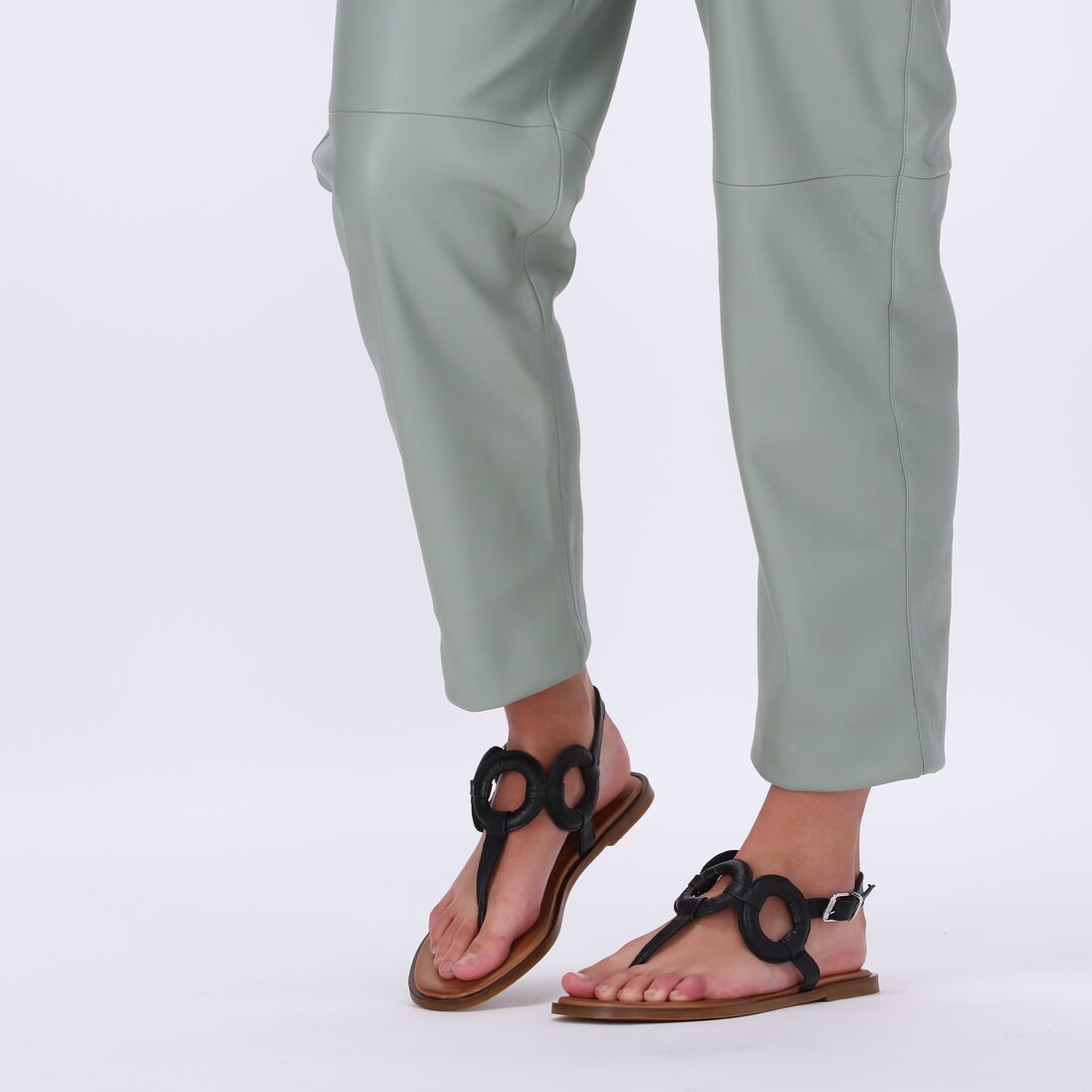 NOTRE-V zwarte notre-v sandalen 799003