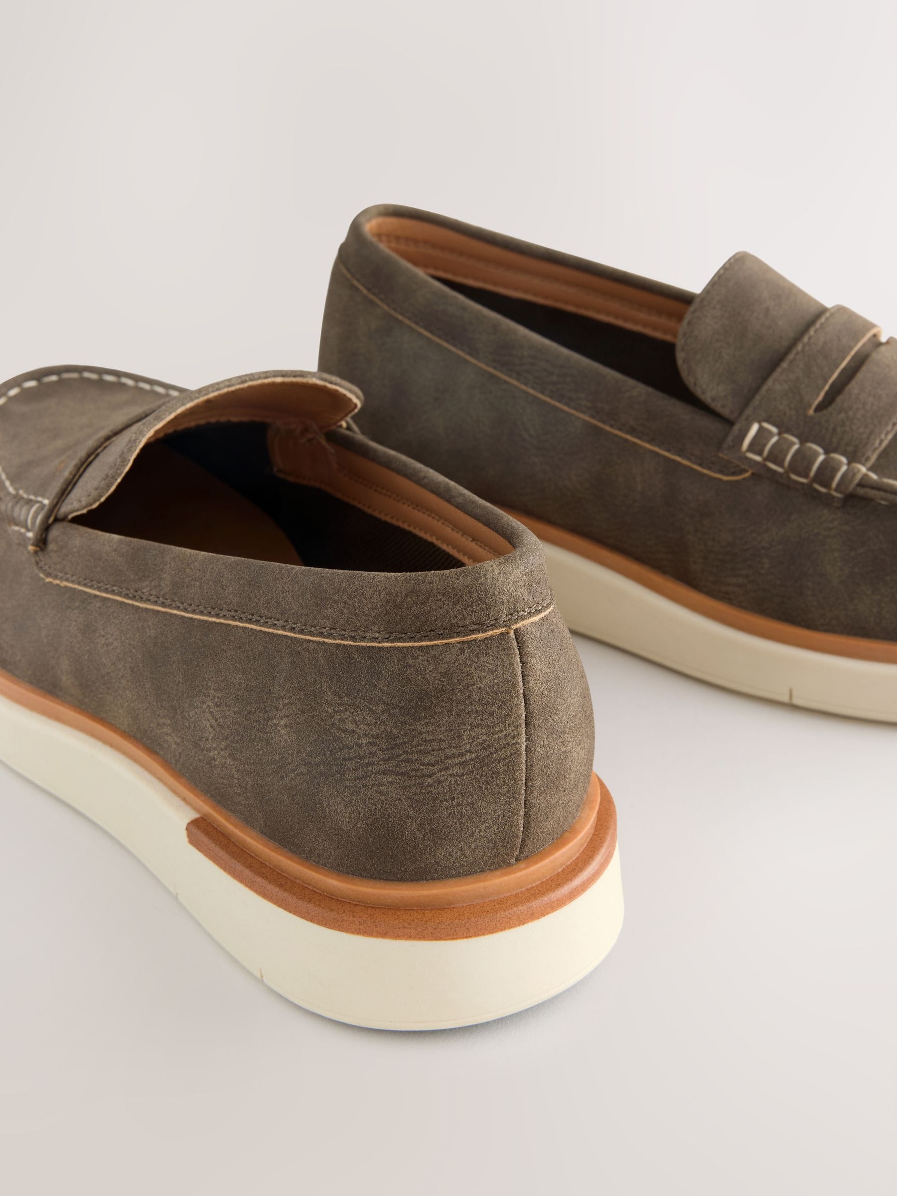 Bruin - Wedge Loafers