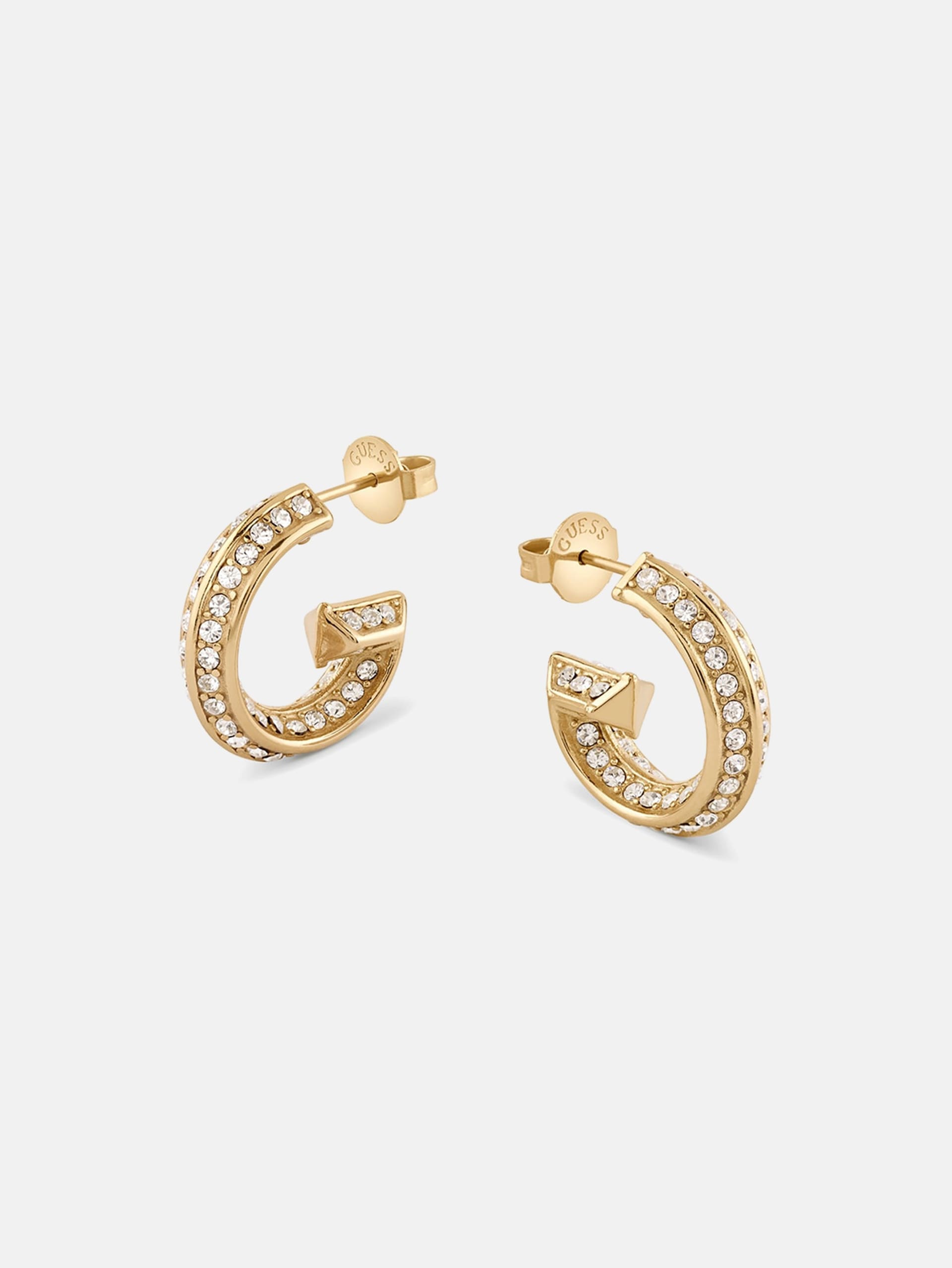 Brincos de argola com pavé dourado em formato de G