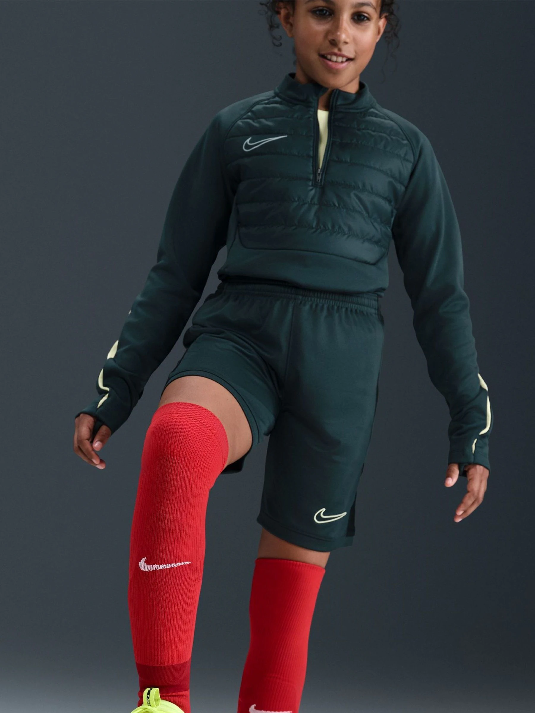 Donkergroen zeewier - Nike Dri-FIT Academy 25 Shorts