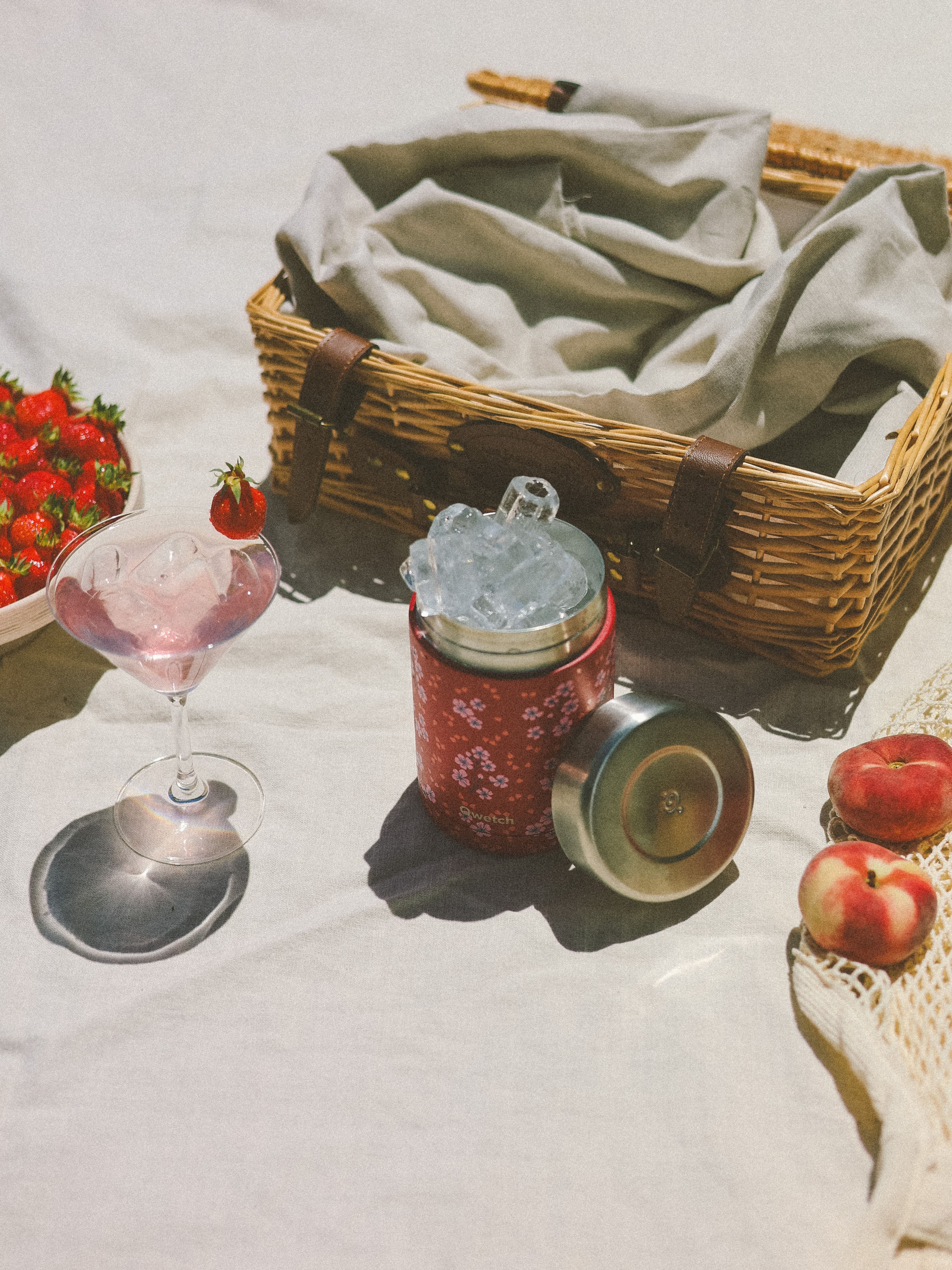 Boîte Repas Isotherme Hanami Rouge - Qwetch