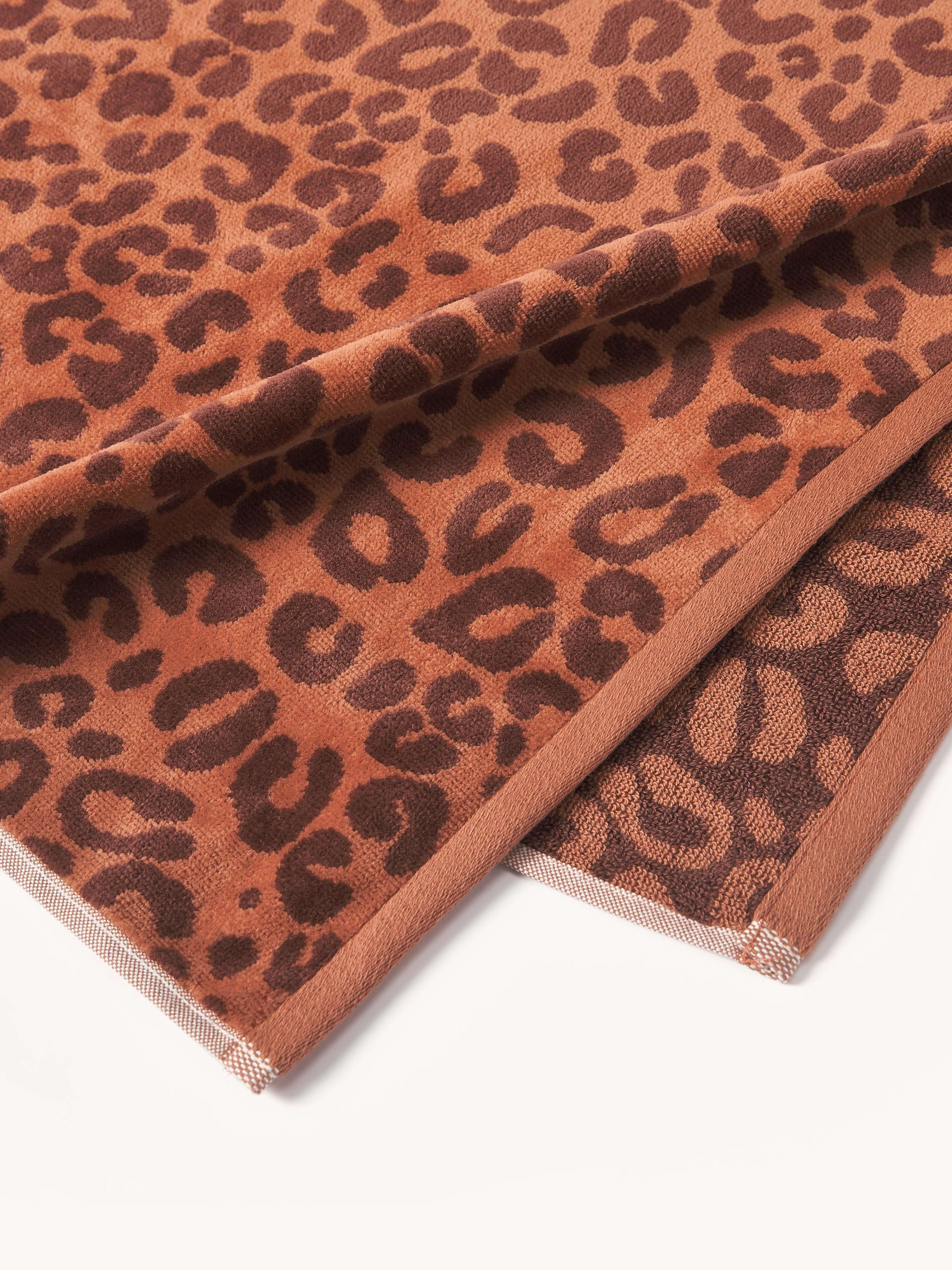 Handdoek Leo, in verschillende formaten