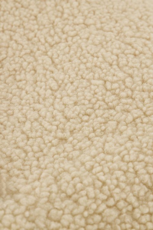 Beige teddy shopper met ruffle strap