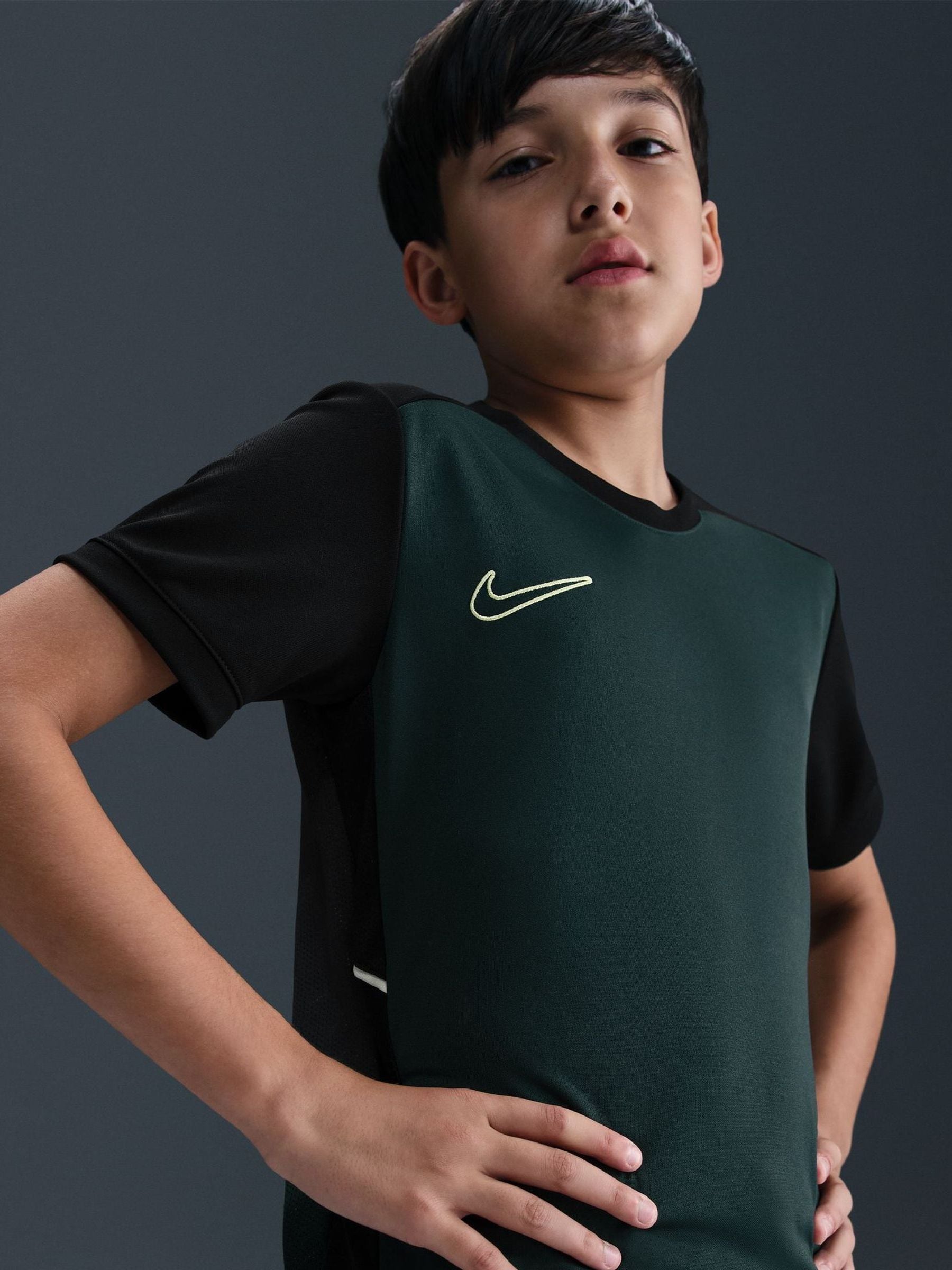 Donkergroen zeewier - Nike Academy 25 Dri-FIT voetbalshirt