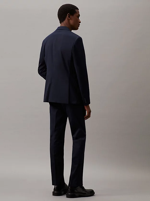 Blazer slim fit em cetim elástico