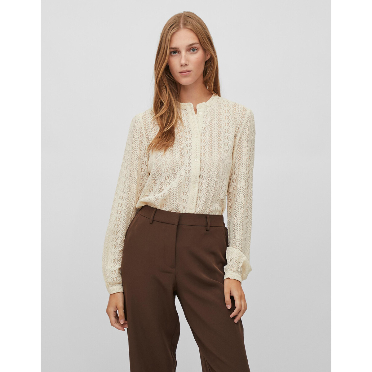VILA<br>Camisa de renda