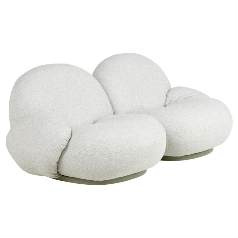 Gubi Pacha 2-zits bank met armleuning buiten limonta plutarco 158