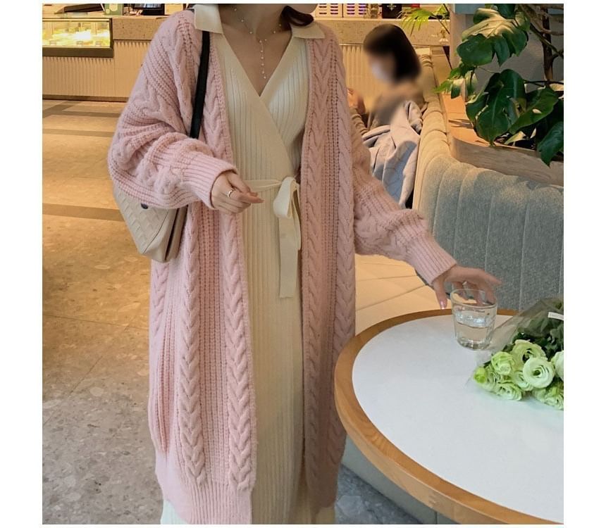 Yupina - Effen kabelgebreide midi-cardigan met open voorkant