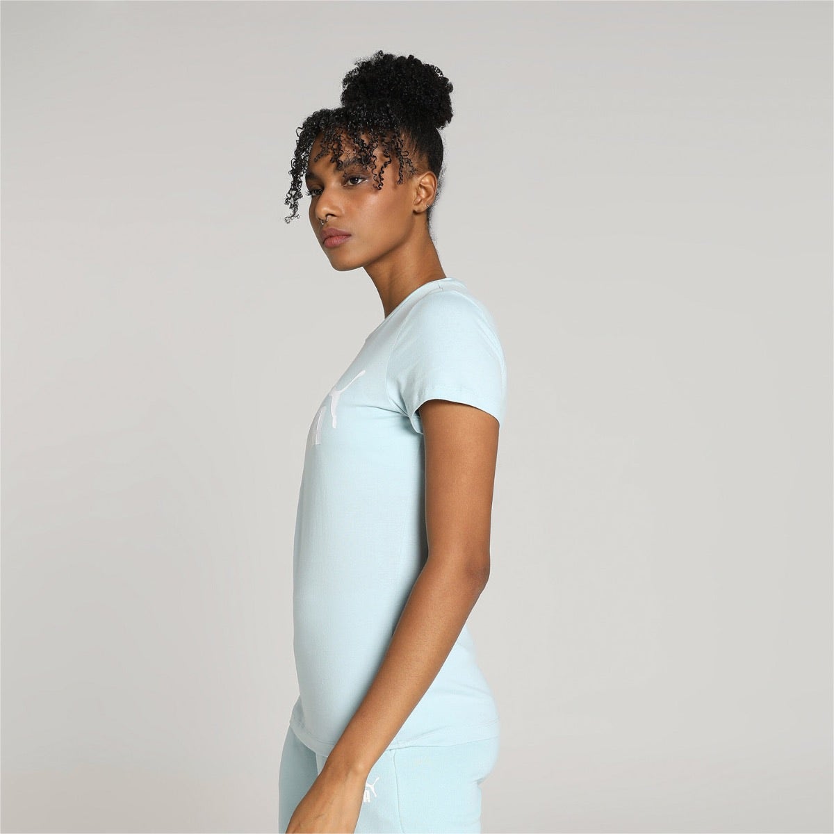 PUMA  Essential Logo Tee