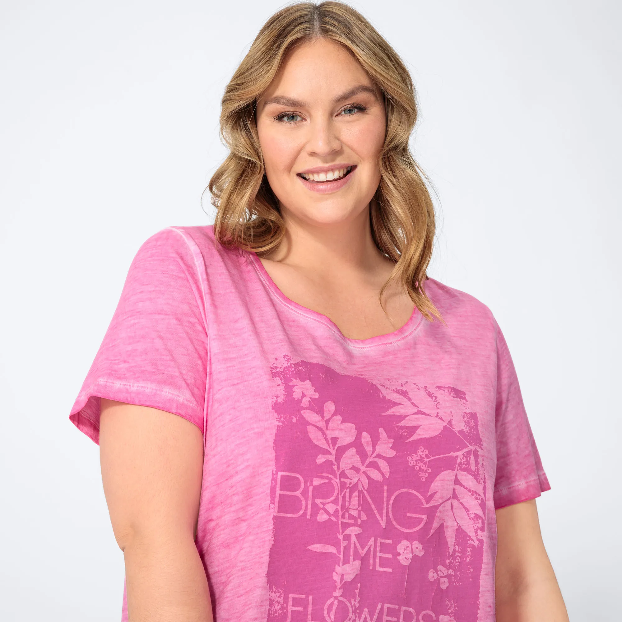 Damen-T-Shirt mit Wasch-Effekten, große Größen