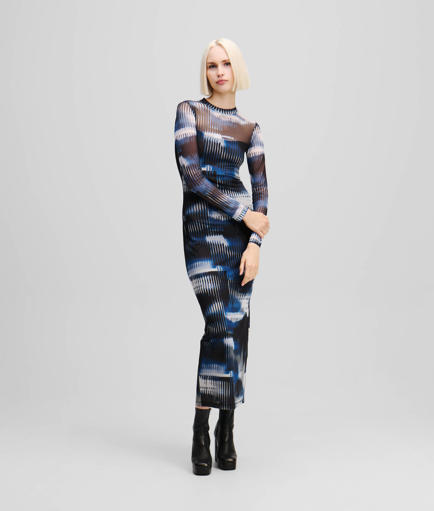 ROBE EN MAILLE IMPRIMÉ EFFET GLITCH