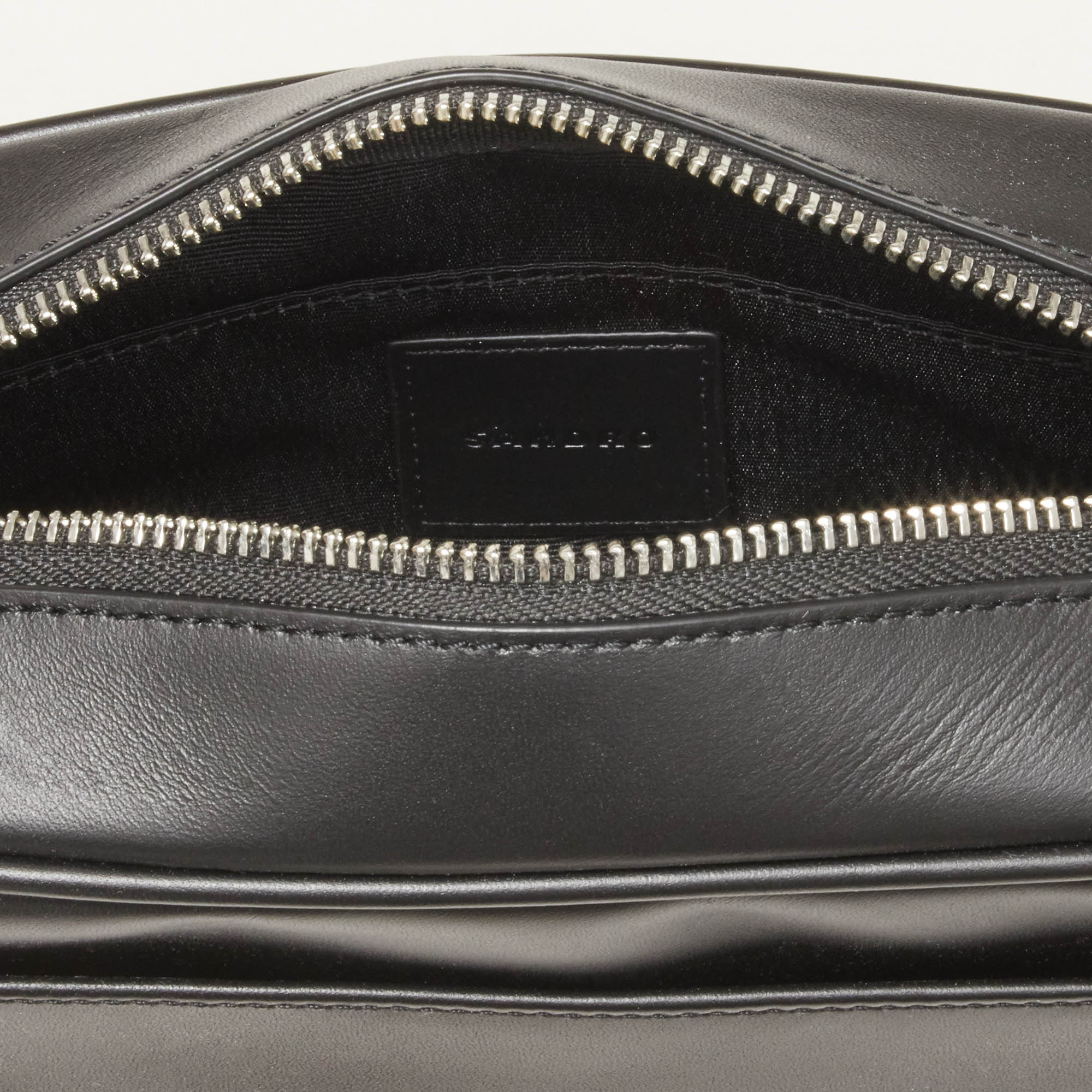 Petit sac en cuir lisse