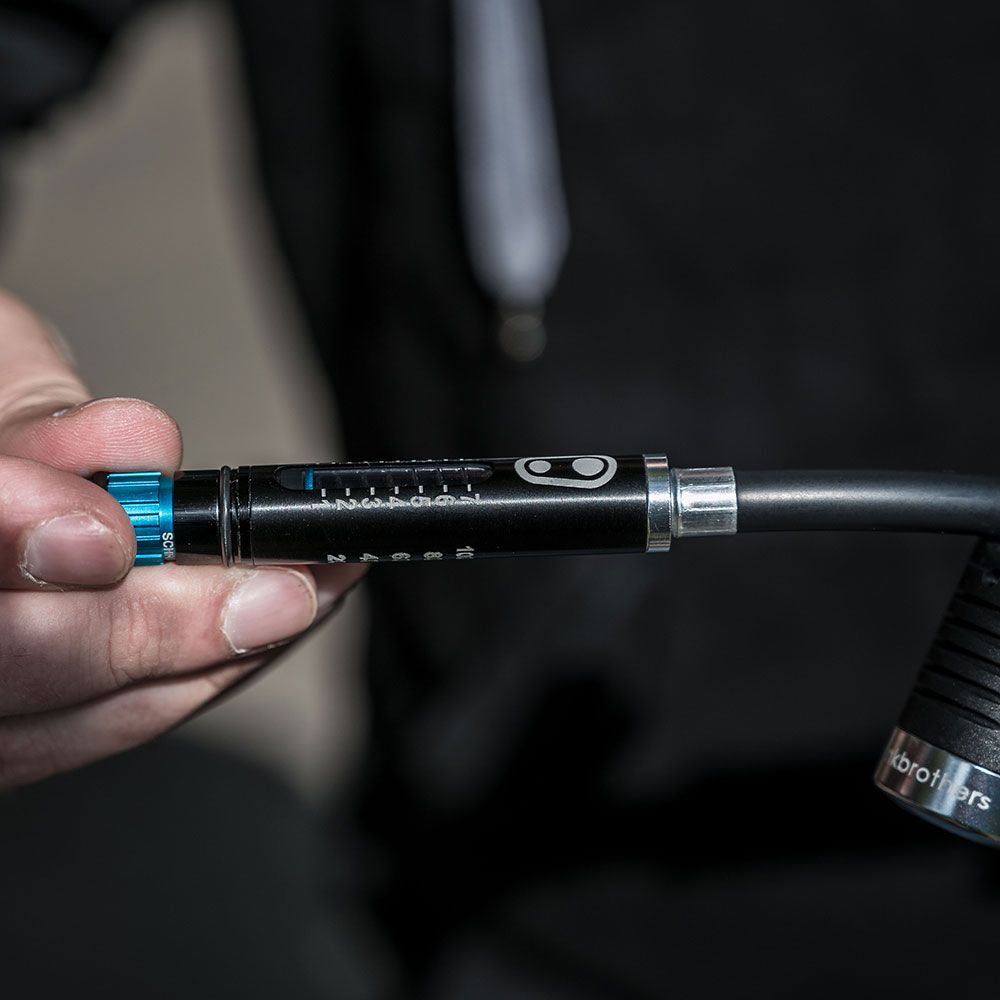 CrankBrothers Klic Handpumpe HV mit Manometer kaufen | Bike-Discount
