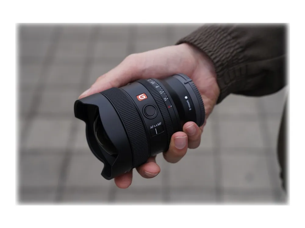 Sony G Master SEL14F18GM - Vidvinkel objektiv - 14 mm - f/1.8 FE GM - Sony E-mount - for Cinema Line; a VLOGCAM; a1; a1 II; a6700; a7 IV; a7C; a7C II; a7CR; a7R V; a7s III; a9 III