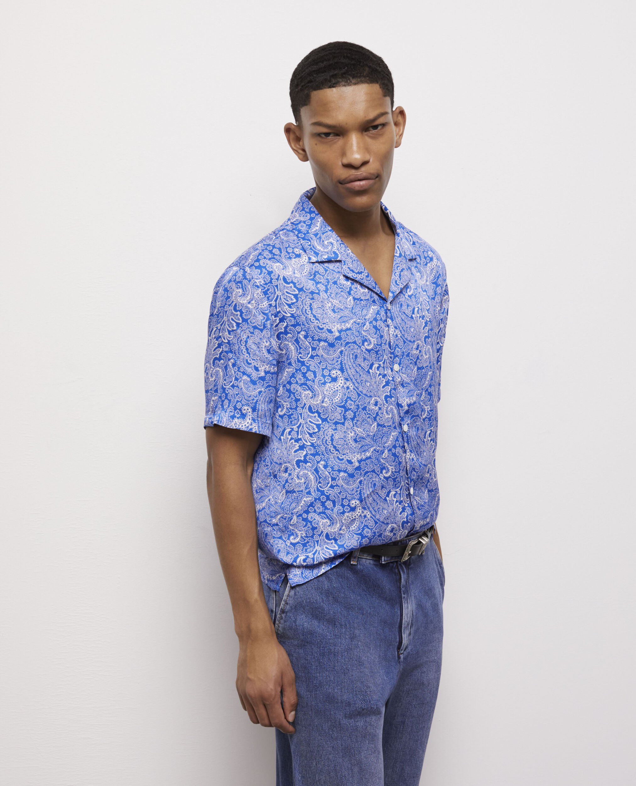 Chemise imprimée bleue