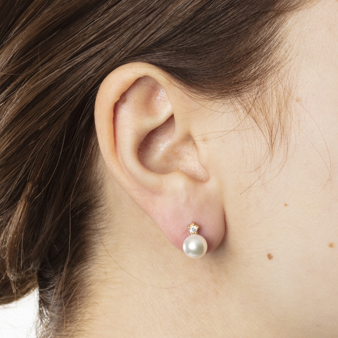 Ohrstecker 750/18 K Gelbgold mit Akoya-Kulturperle & Diamanten 0.10ct W/Si