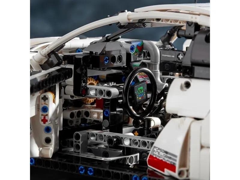LEGO Technic 42096 Porsche 911 RSR