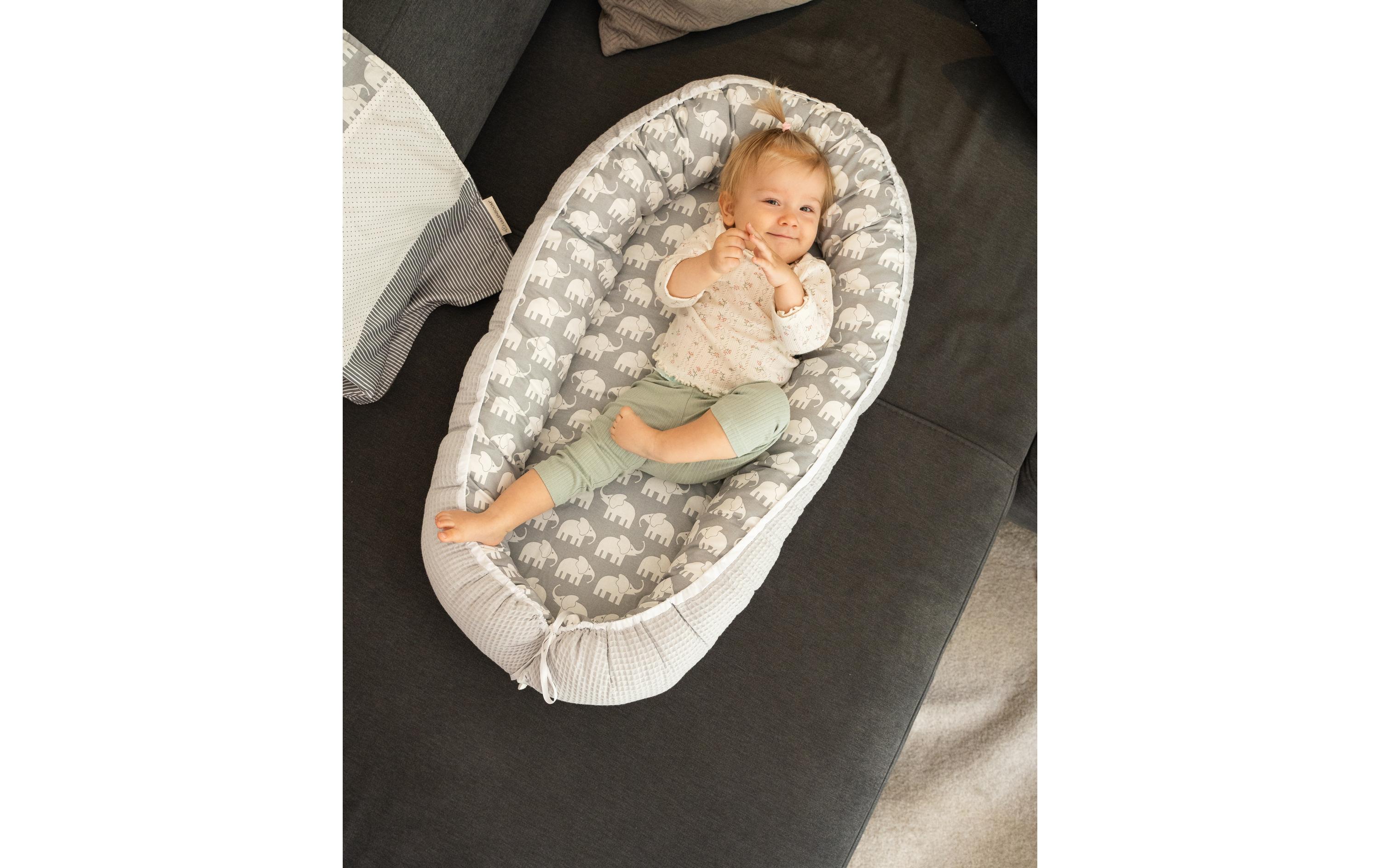 Babynest Graue Elefanten 55 x 95 cmKuschelnest
