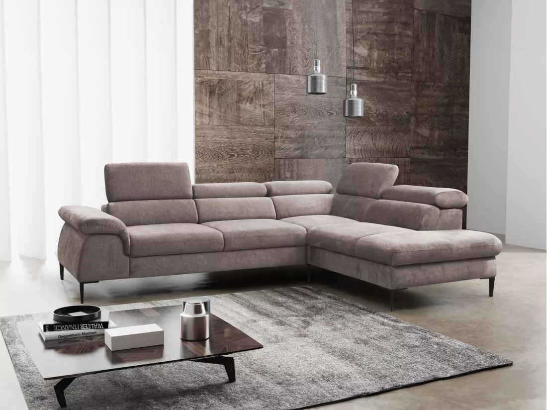 Grand canapé d'angle droit convertible en velours taupe SEPINA de Pascal Morabito