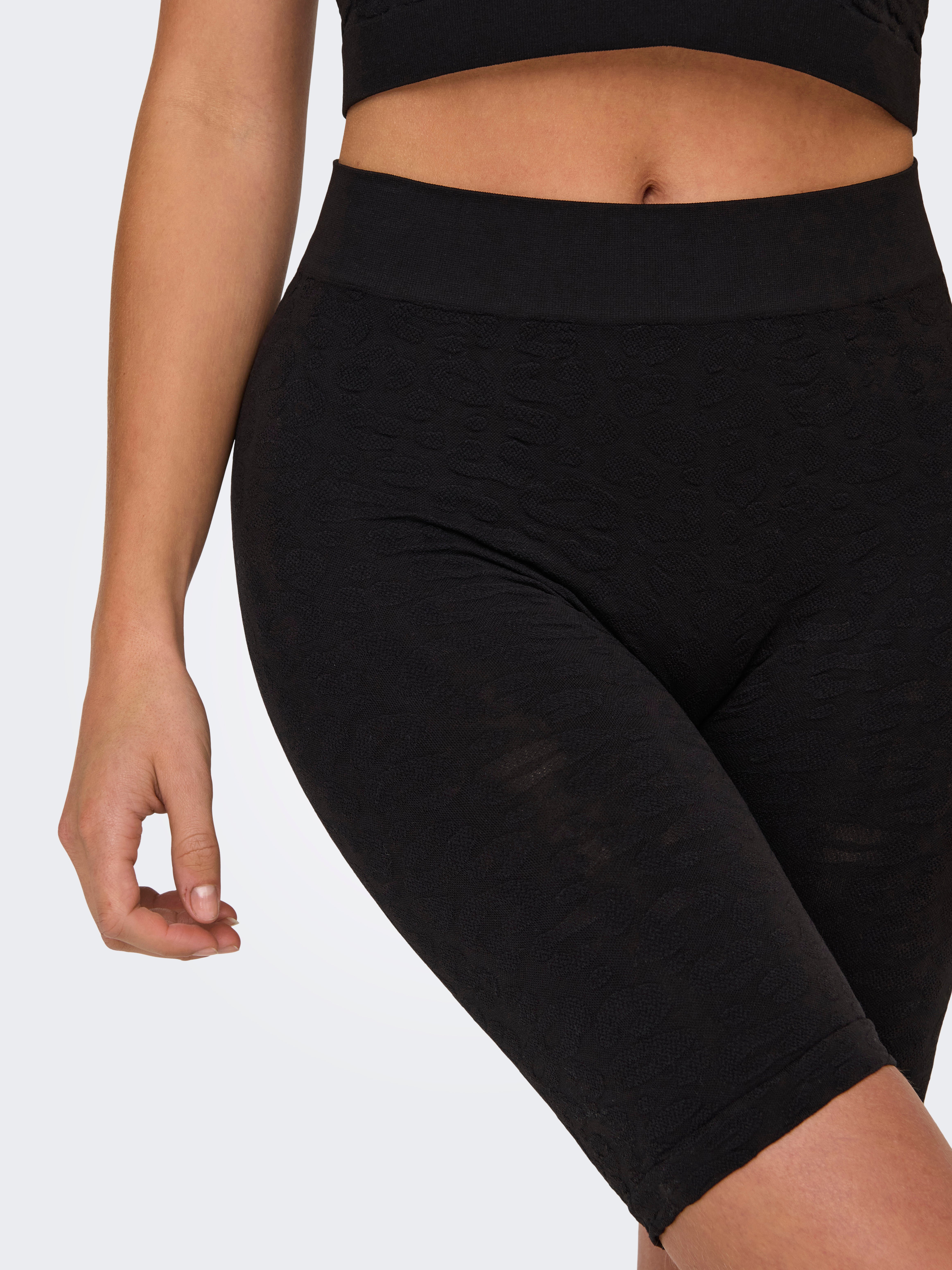 ONLVICKY Extra Slim Fit City Shorts Black