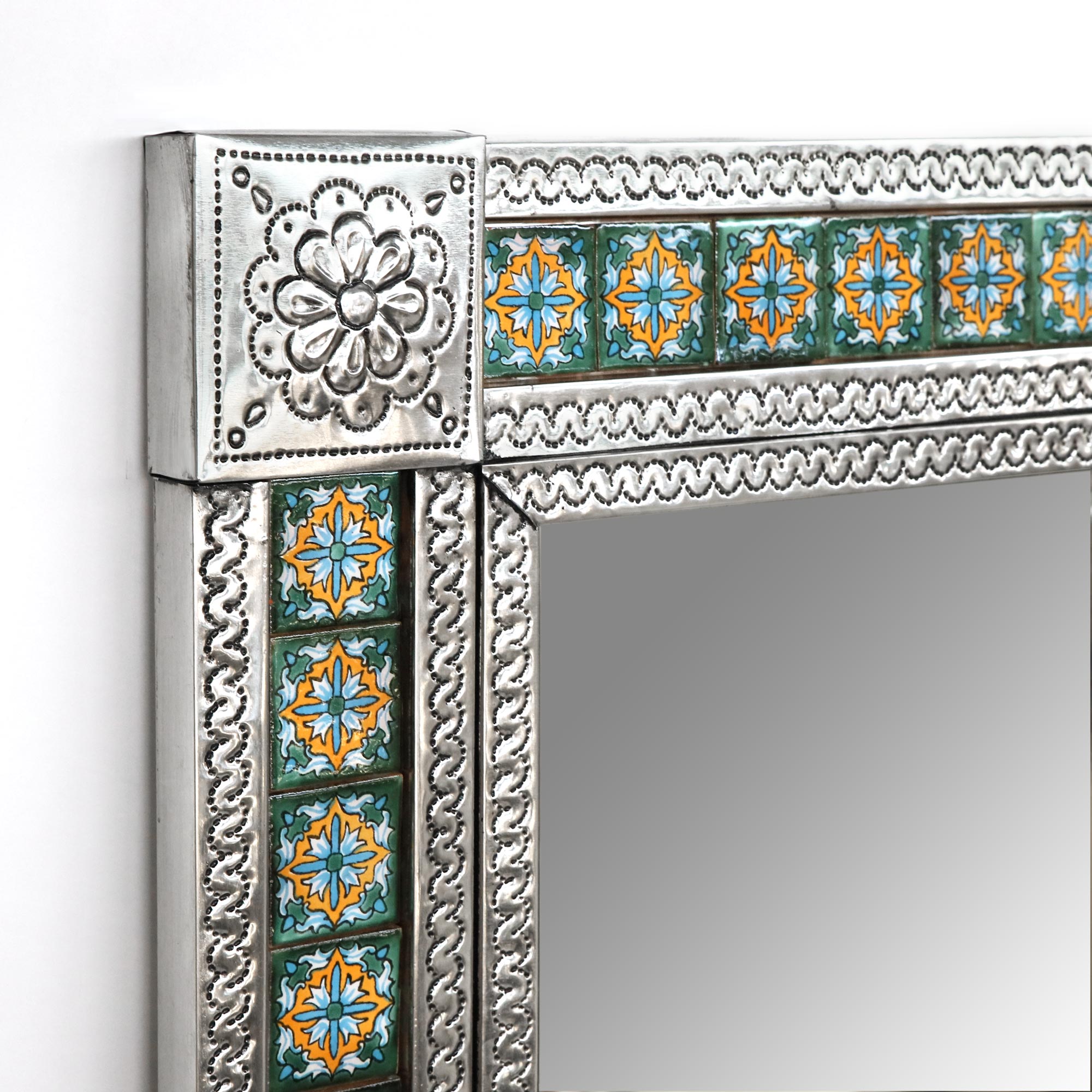 Spiegel 'Talavera' mit Keramikfliesen, silber, multicolor, H 102 cm, B 75 cm, L 4 cm von fischer's lagerhaus