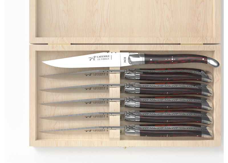 Service de 6 couteaux Laguiole avec un manche en bois d'amourette et mitres en acier inoxydable