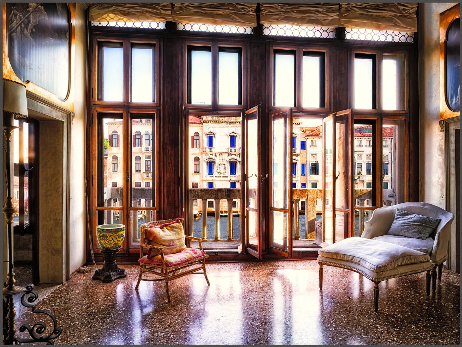 Palazzo di Victoria III by Werner Pawlok - Limited Edition. Edition of: 150. Signed.