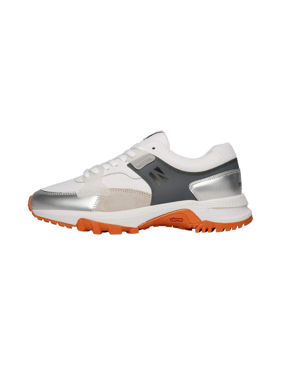 SNEAKER STYLE CHOICE W LM