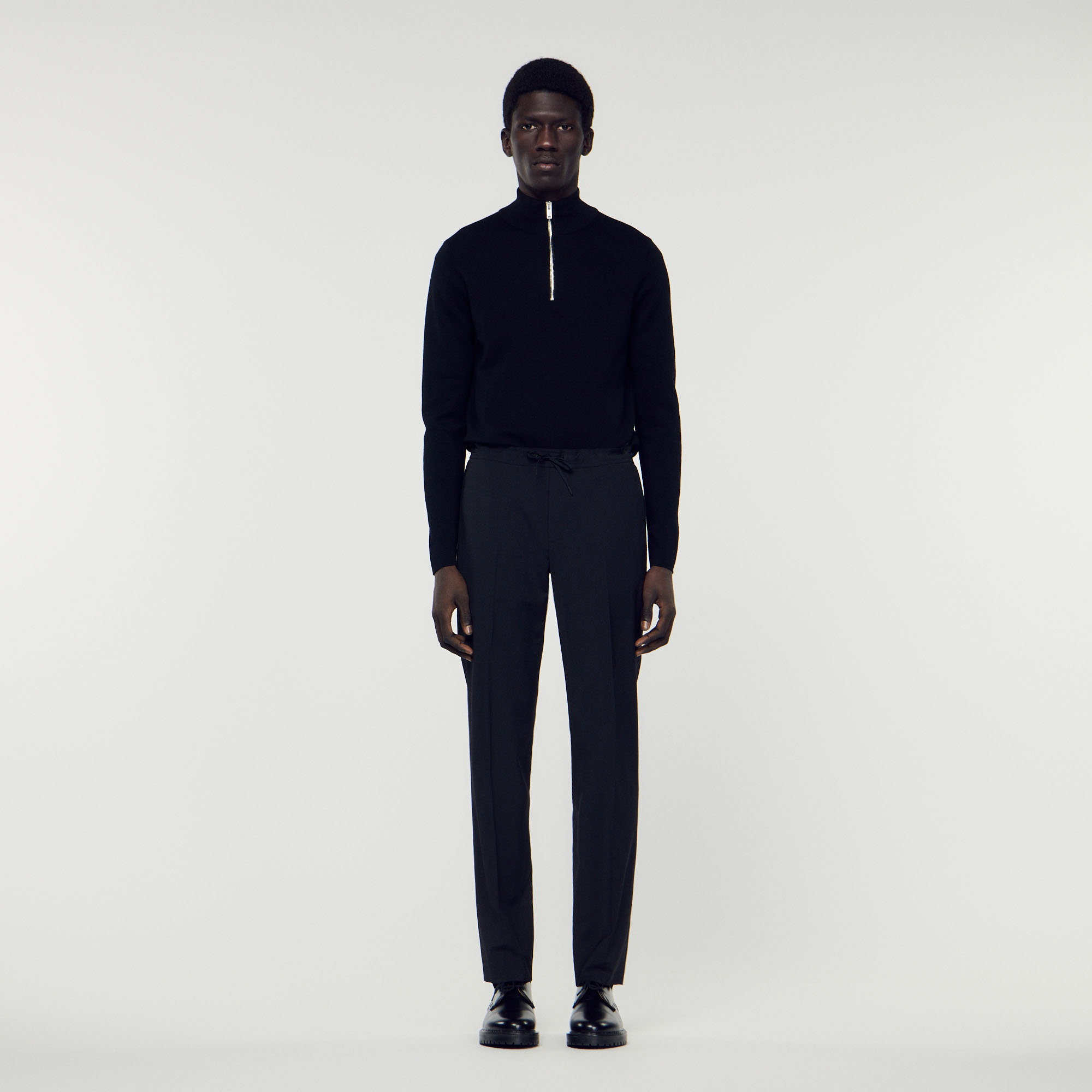 Pantalon á ceinture elastiquee