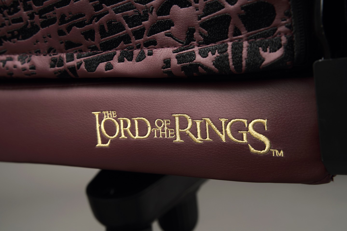 Apollon Collector / Lord Of The Rings Red seat + gold/black