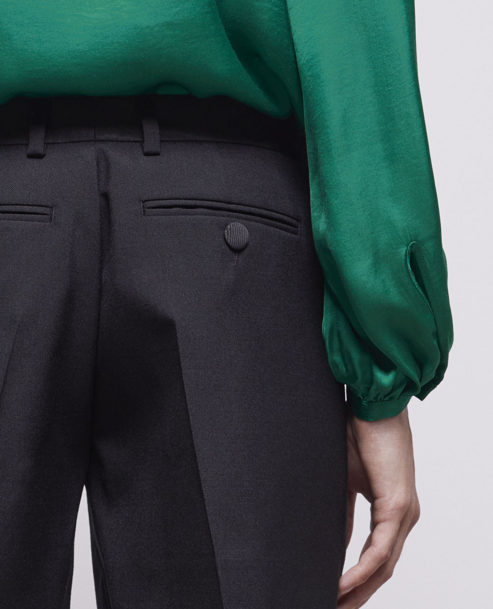 Short en laine noir