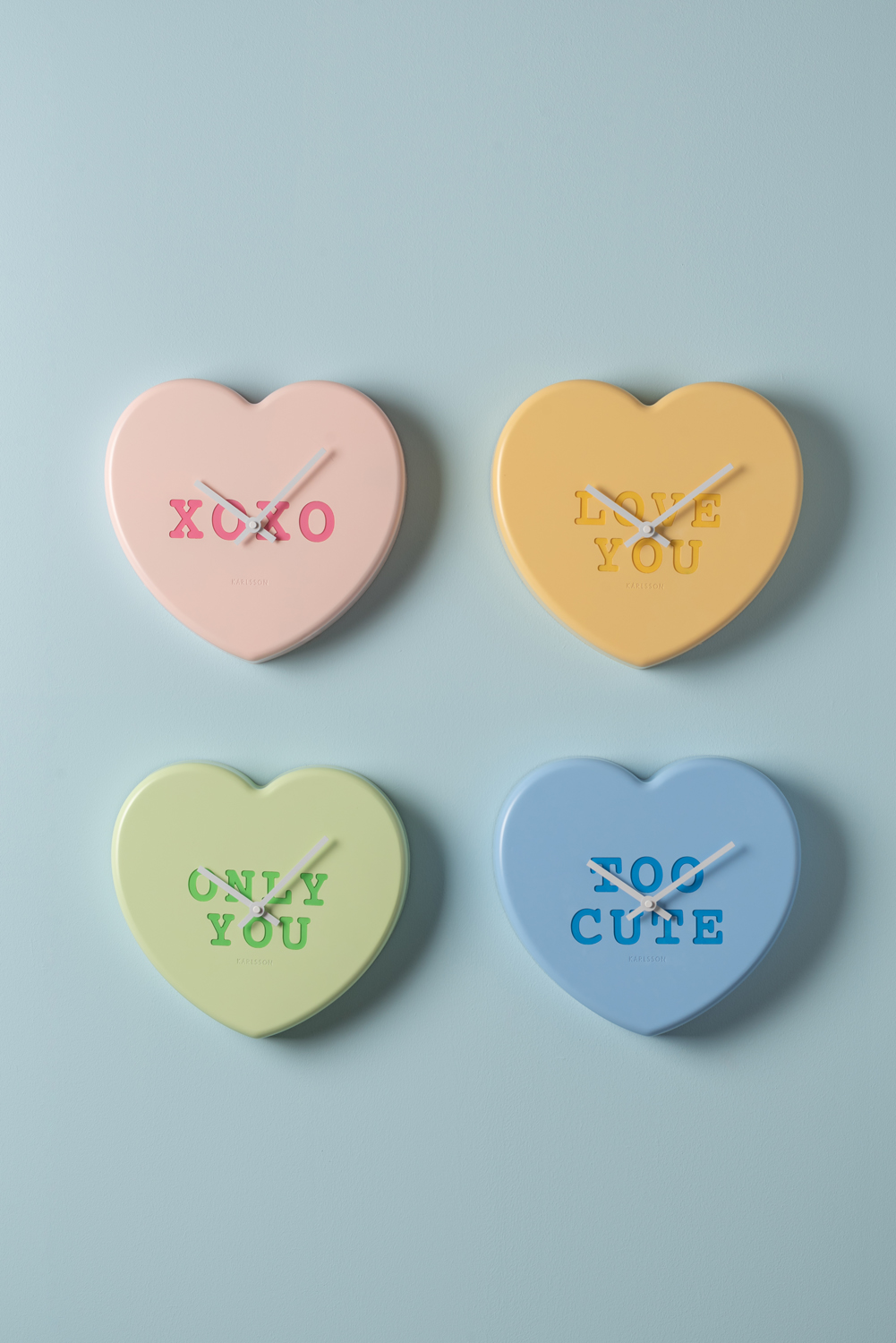 Wall clock Heart Candy soft green