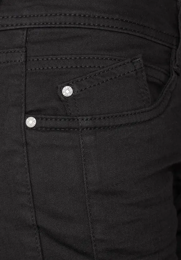 Casual Fit Thermohose - clean black thermo