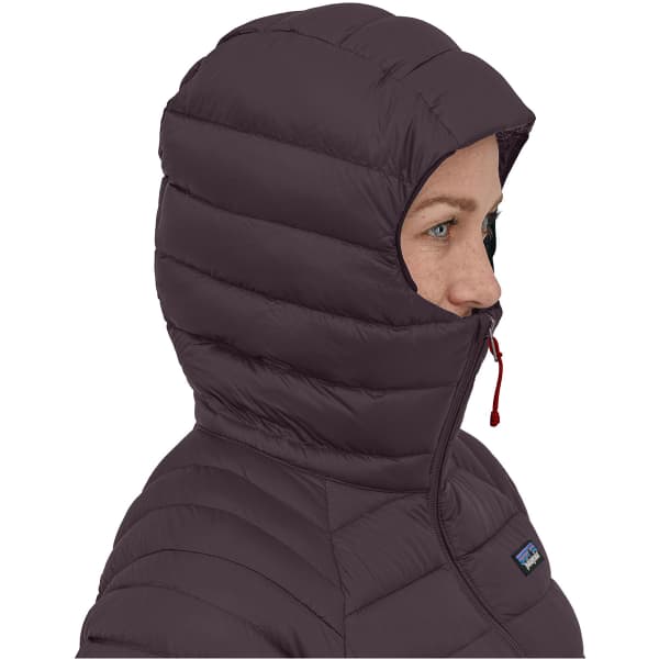 Doudoune randonnée PATAGONIA W'S DOWN SWEATER HOODY OBSIDIAN PLUM