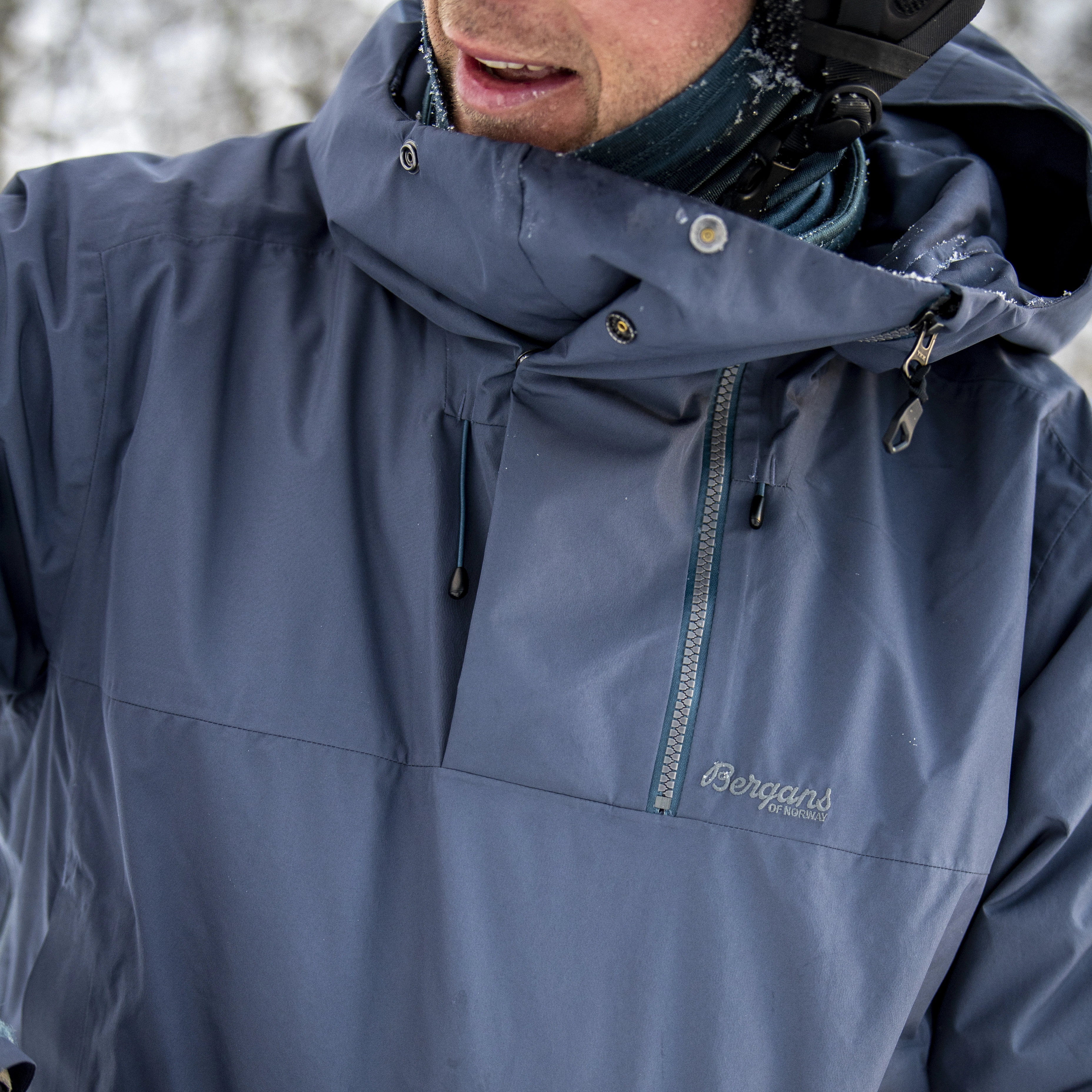 Stranda V2 Insulated Anorak Ebony Blue