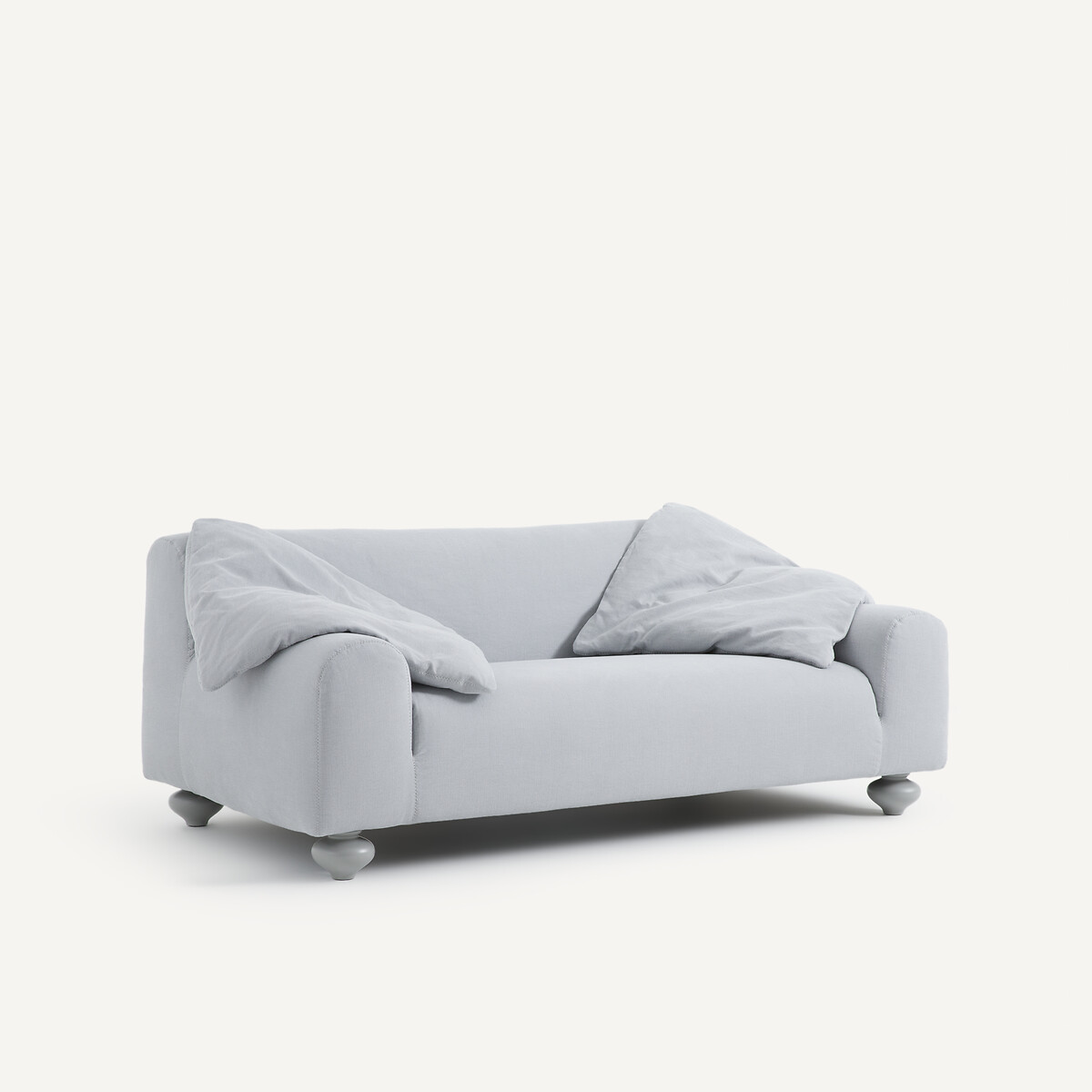 OTTO STUDIO PARA AM.PM<br>Sofá compacto em linho de algodão, ousado