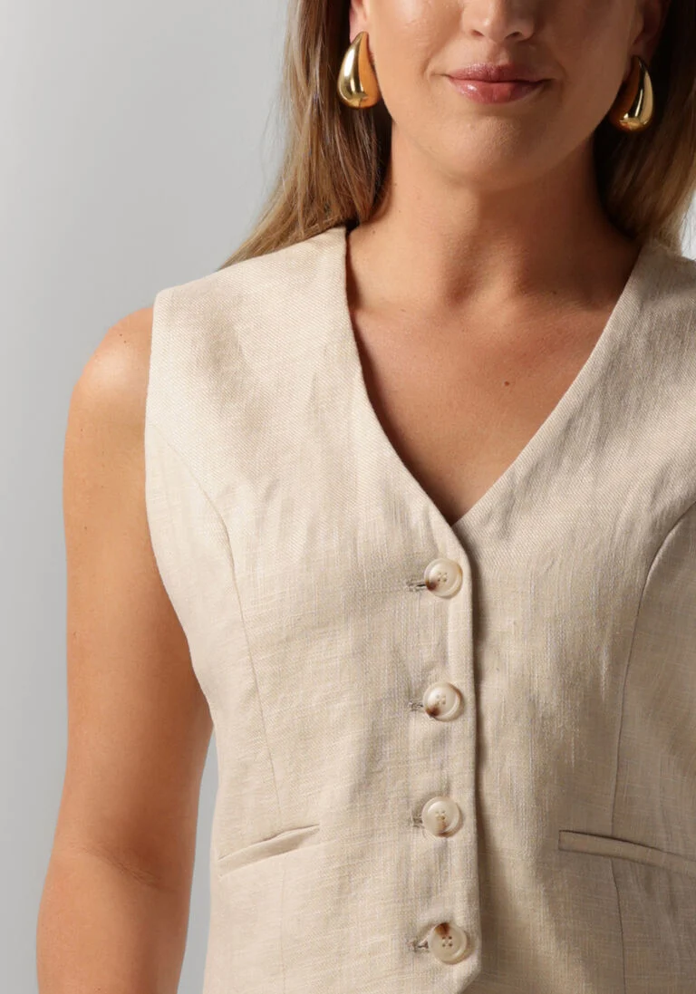 OMODA ATELIER zand omoda atelier gilet x bo