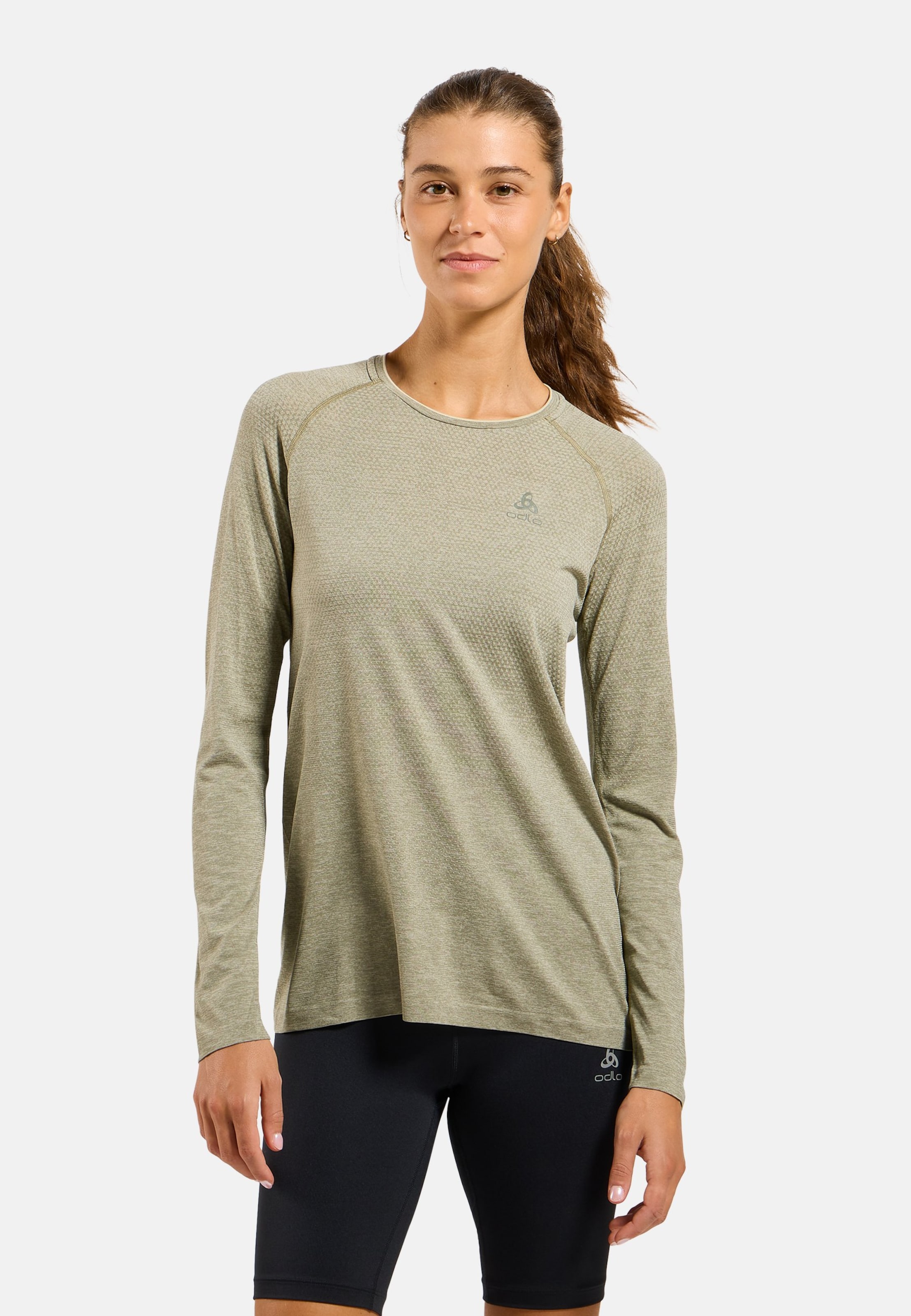 Essentials Seamless Langarm-Laufshirt in vetiver melange