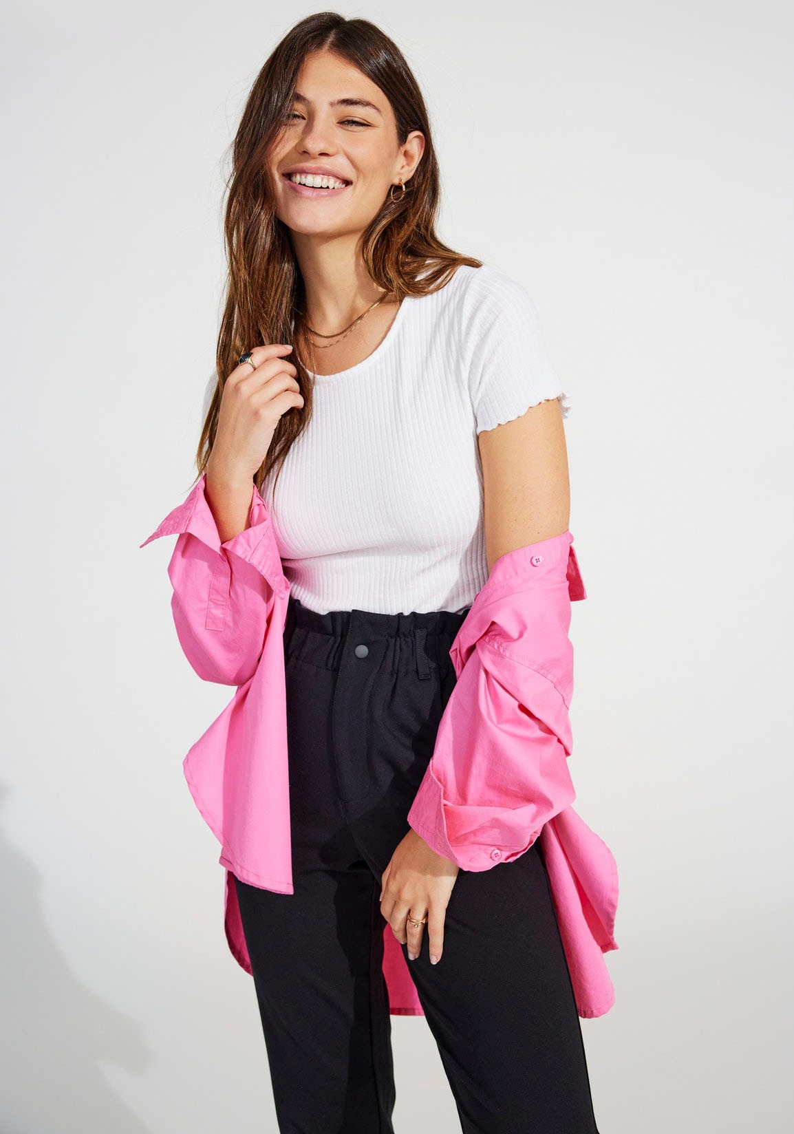 ONLY Rundhalsshirt »ONLEMMA S/S SHORT TOP NOOS JRS«, Rundhals, modisch, regular fit, gewellter Abschluss, unifarben