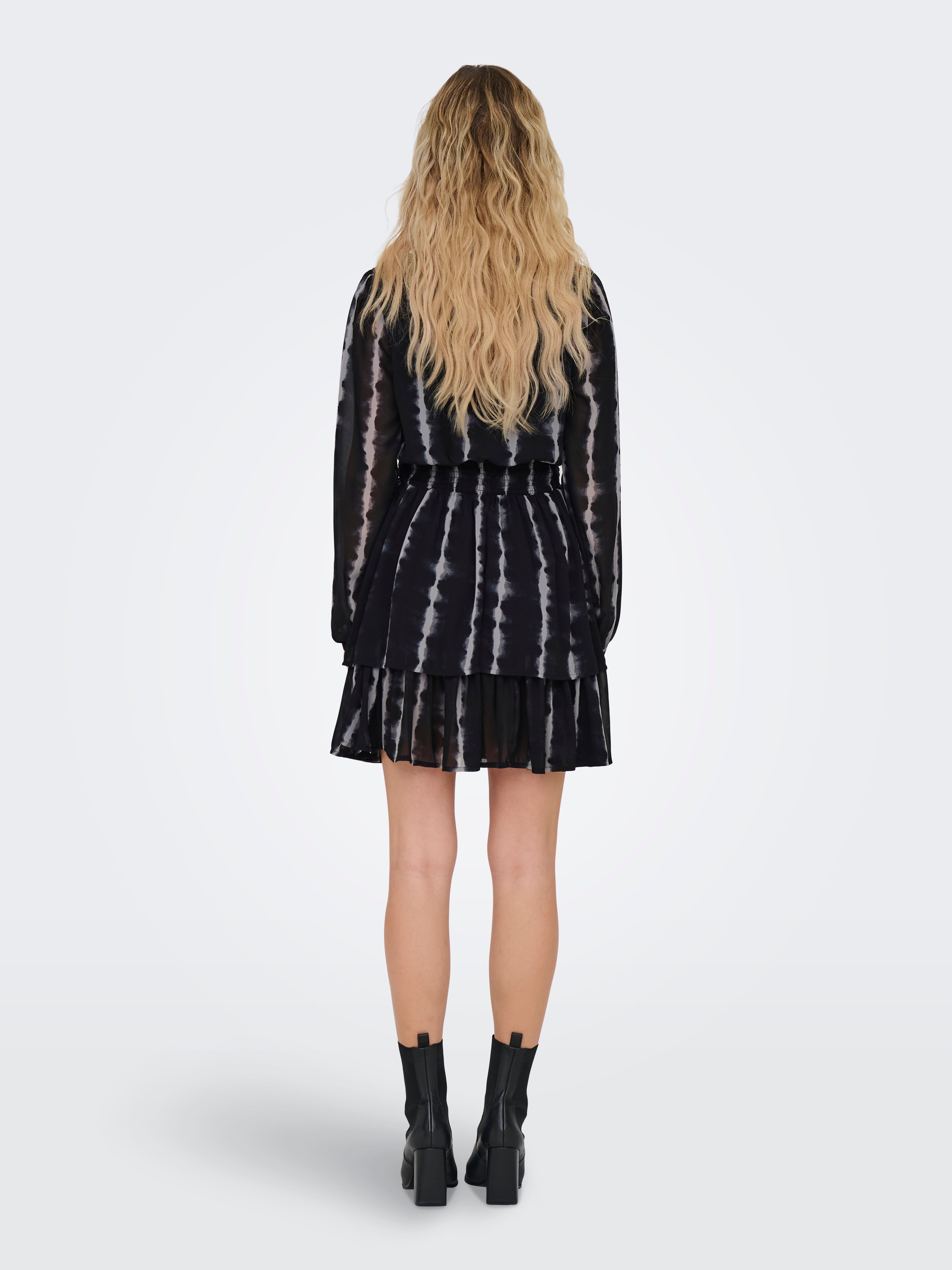ONLSTAR Kurzes Kleid Black