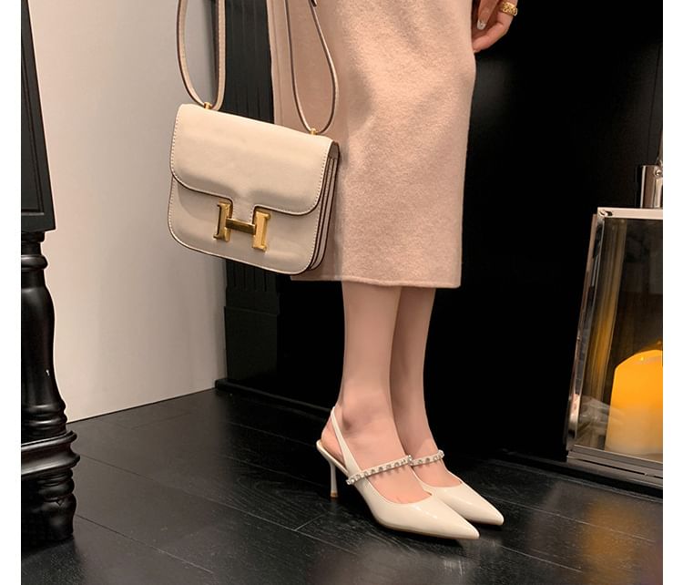 Karlao - Stiletto puntige sandalen met strass accenten van lakleer