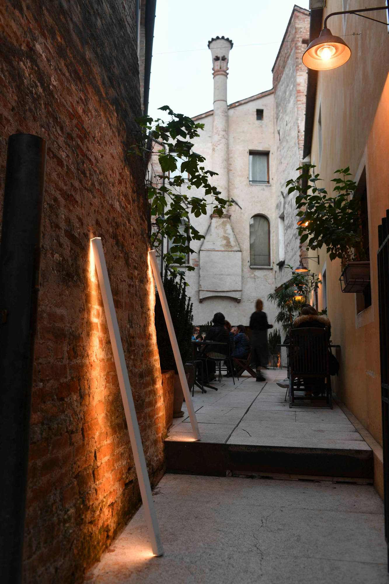 Zafferano oplaadbare lichtstaaf Pencil L antraciet