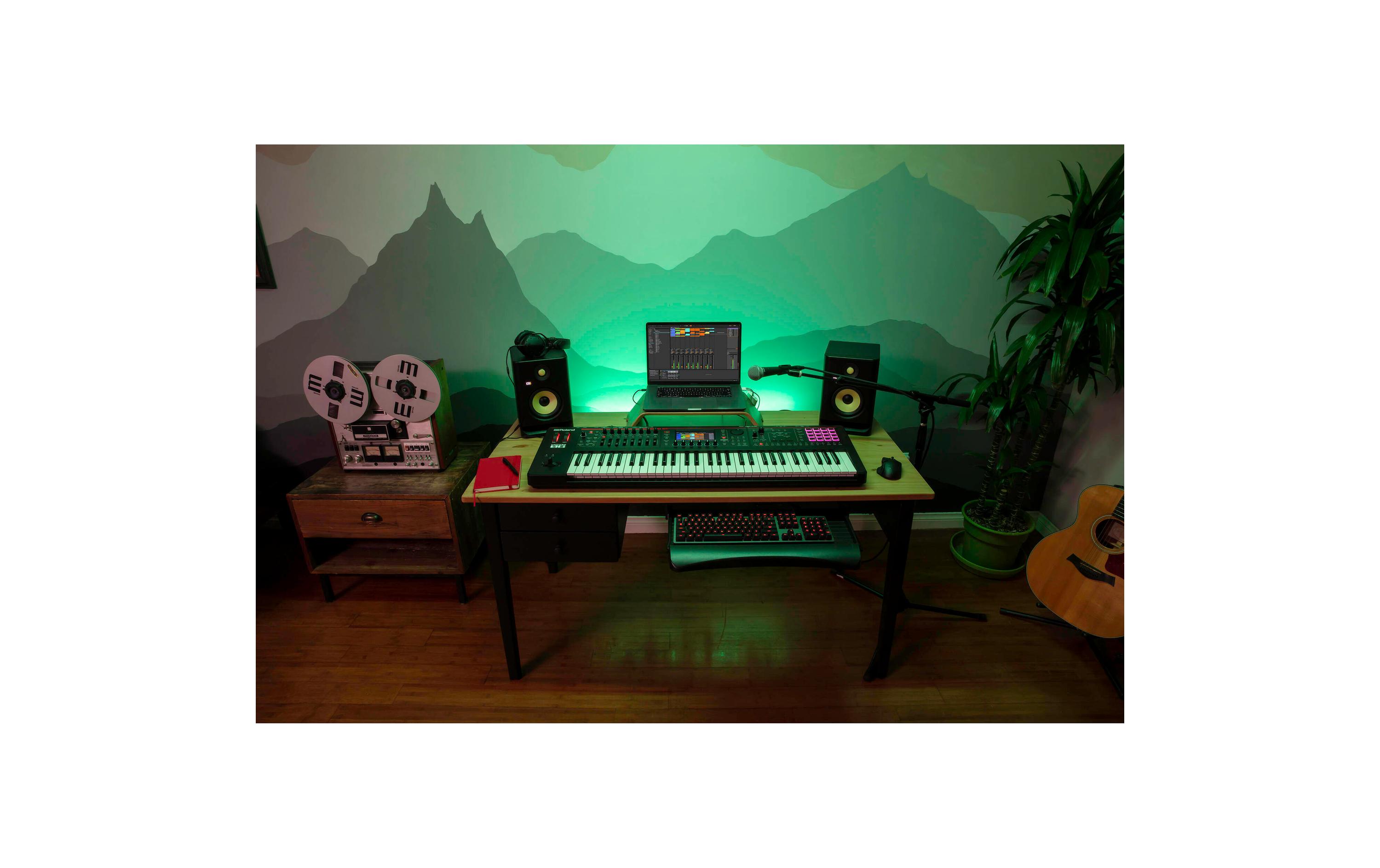 Workstation FANTOM-06<br>Ihre kreativste Vision an einem Ort