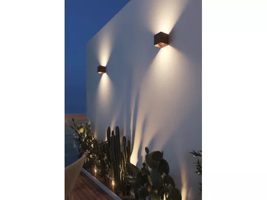 Applique LED sans fil Beneito Faure Lek Sensor 6W, détecteur mouvement, USB-C, IP54, plafonnier mural blanc
