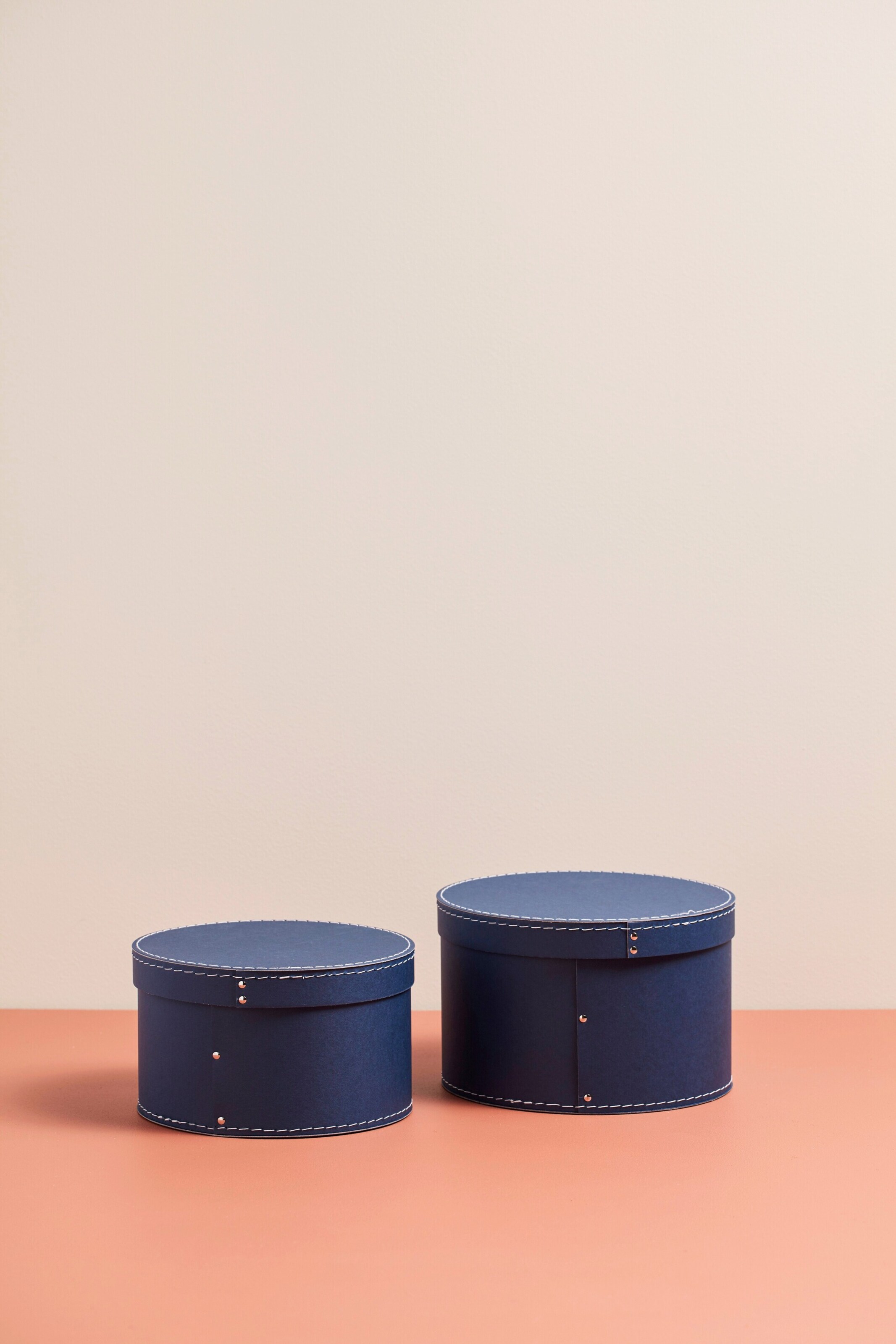 Kids Concept Pappboxen rund 2er-Set Ø23/25 cm blau