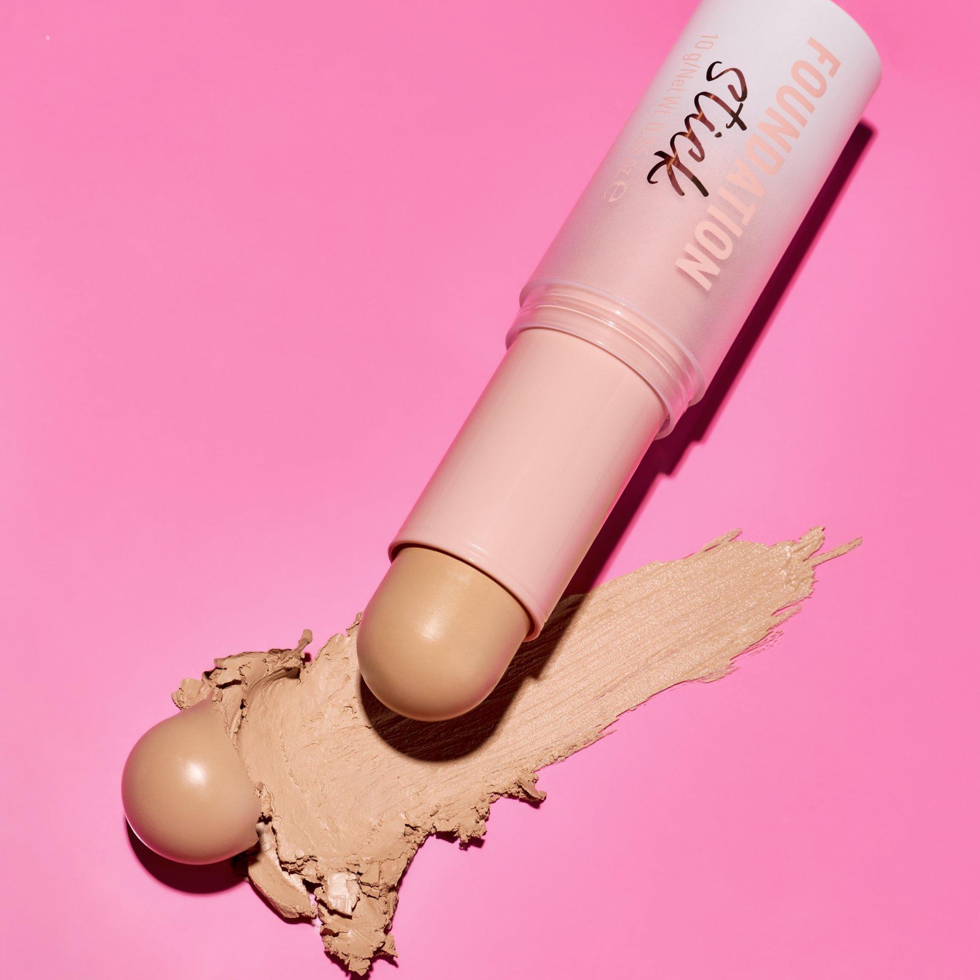 FOUNDATION stick