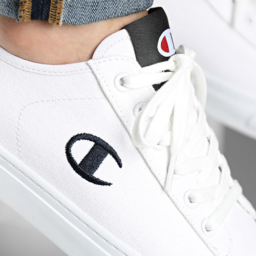 Baskets Low Cut Revoli S22042 White