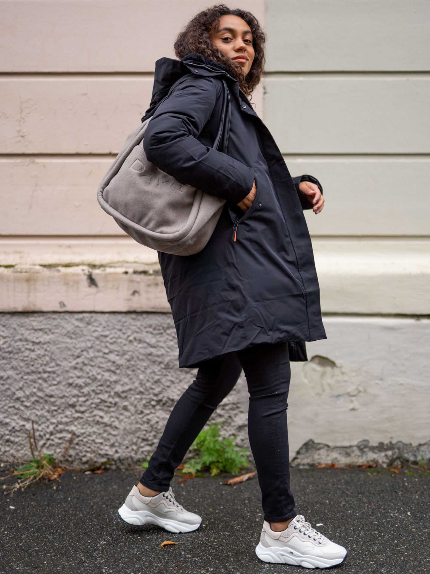 Woolen Small Shopper
