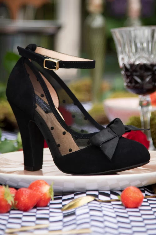 Lola Ramona ♥ Topvintage June Divine Decadence pumps in zwart mesh